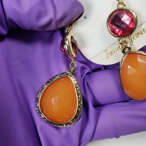 Gold-Tone Drop Dangle Earrings – 2.5" Orange & Pink Accent Statement for Women - Picture 10 of 11